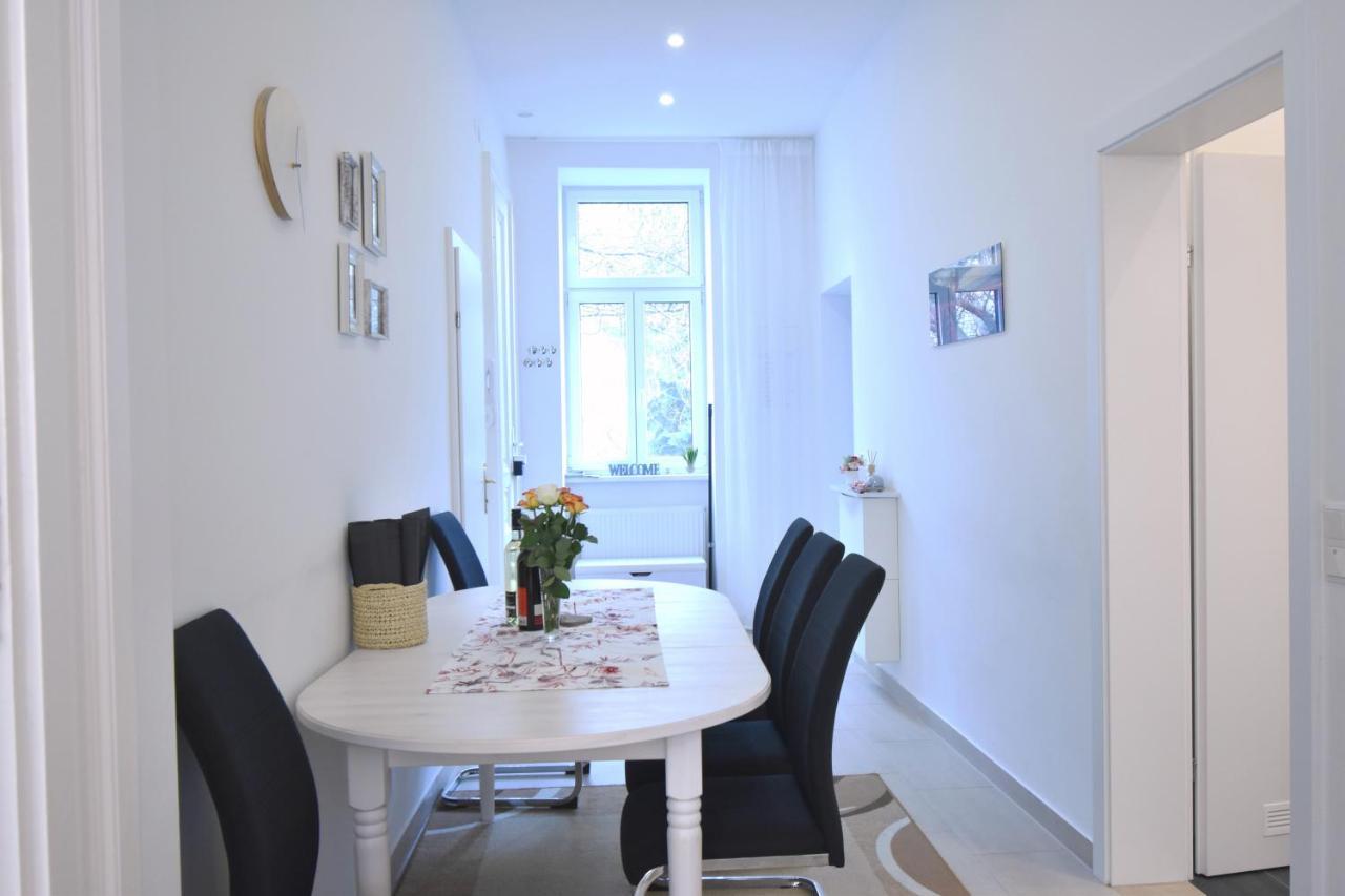 Cosy 3 Viennese Flat - 10min To Center Apartament